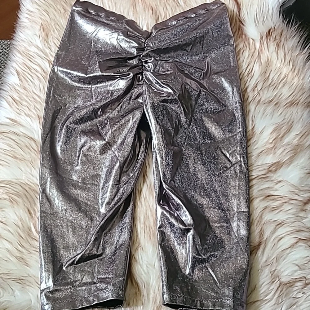 NWT SKIMS Metallic Swim V Waist Pant Size L Carbon